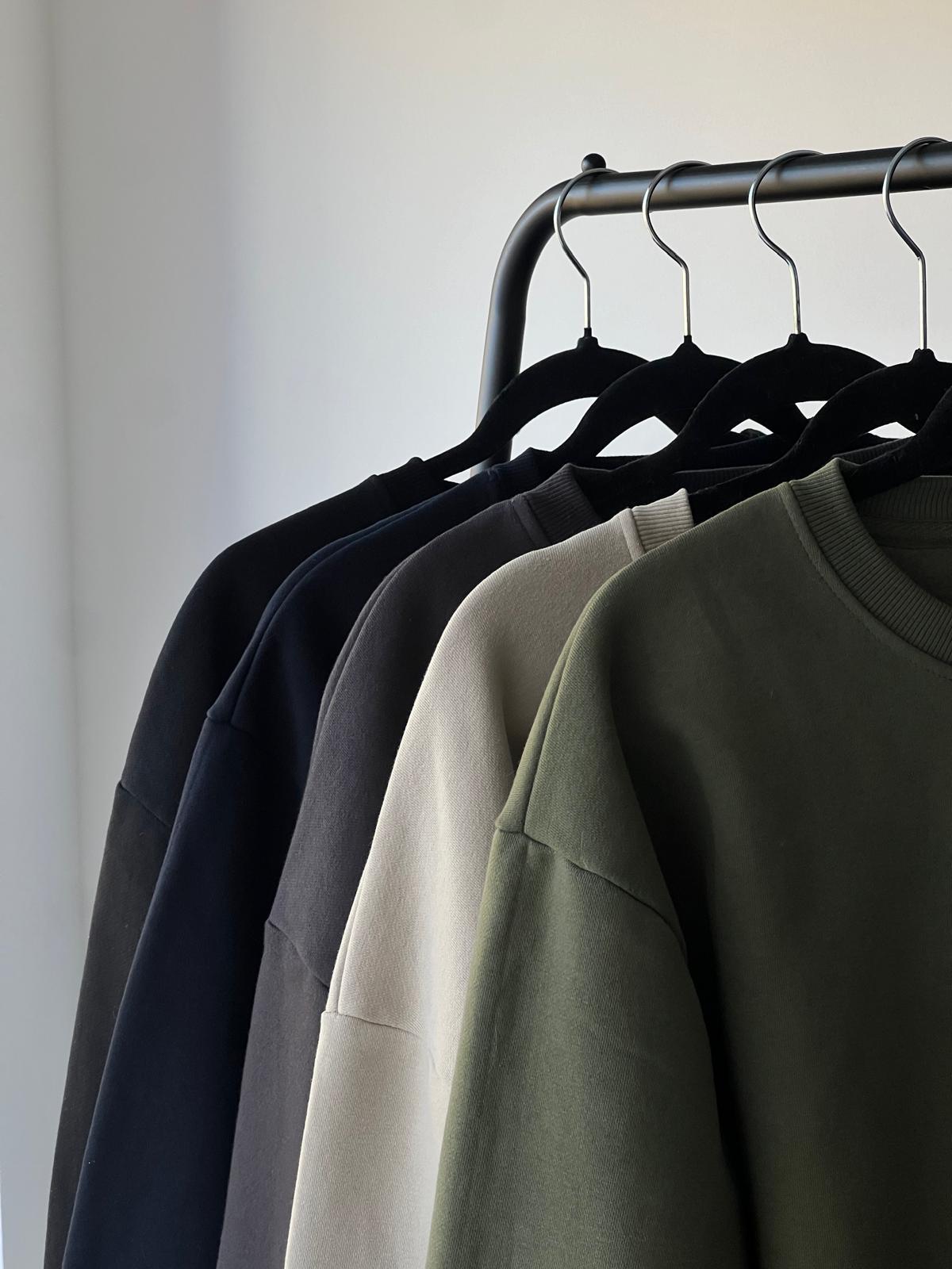 'Tawakkul' Framed Signature Sweatshirt