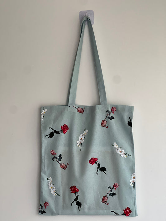 Mixed flowers tote bag